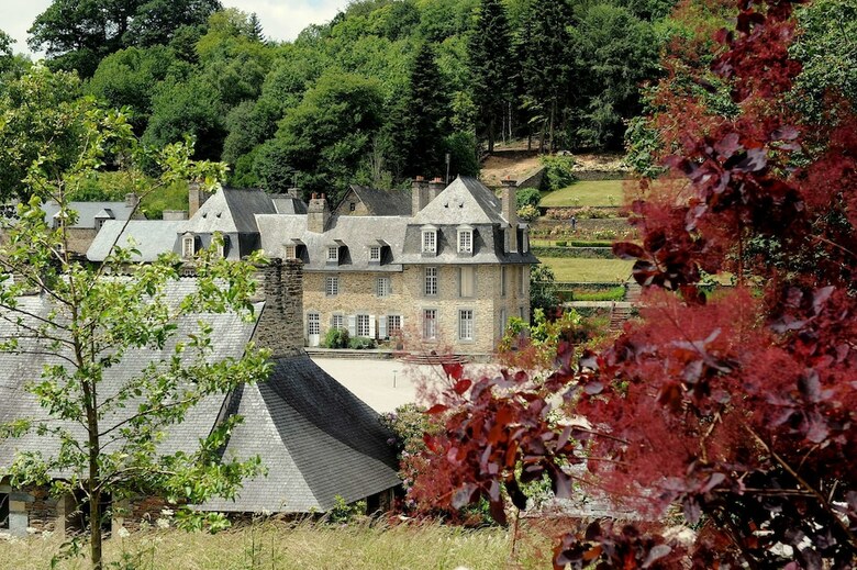 Hotel Brb - Chambres D'h�tes Abbaye Bon Repos