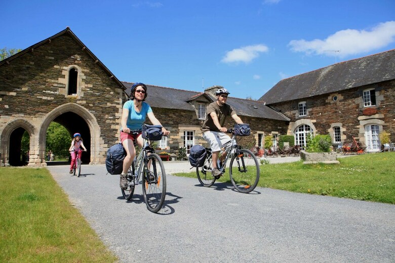 Hotel Brb - Chambres D'h�tes Abbaye Bon Repos