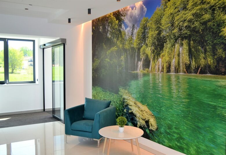 16 Lakes Hotel