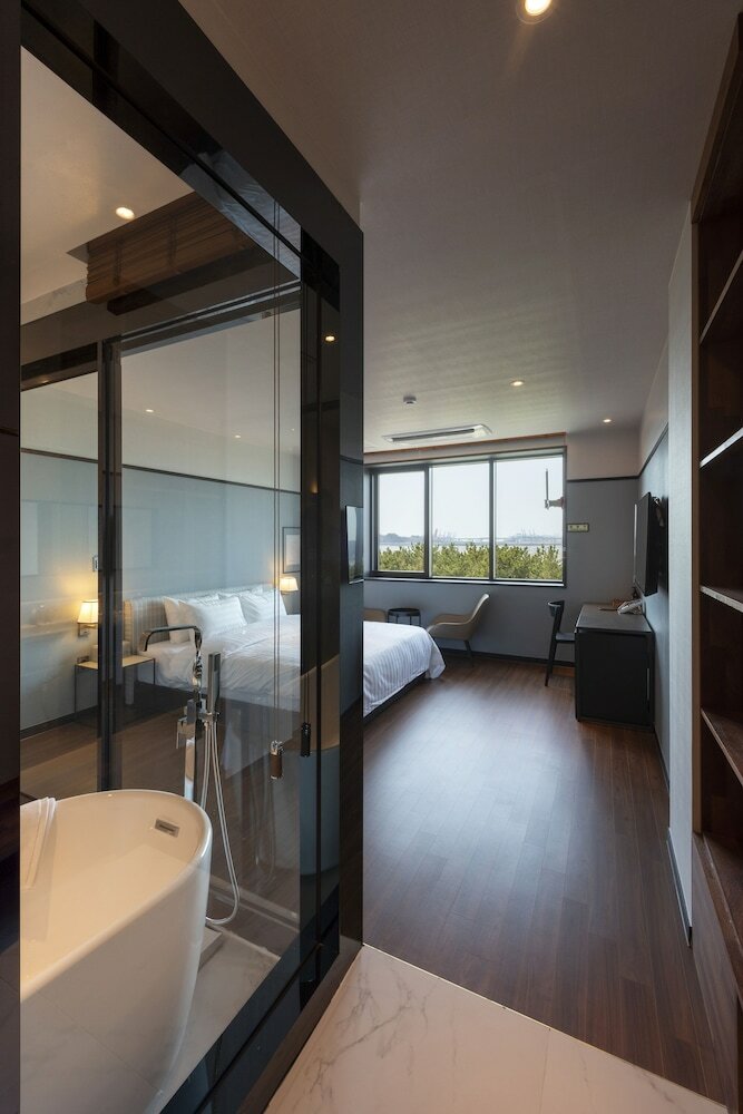 Hotel Sinho Brown-dot
