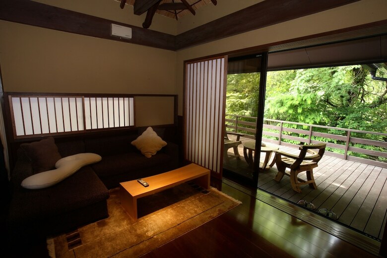 Kurokawa Onsen Satonoyu Waraku