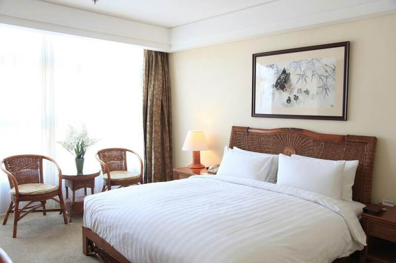 Beijing Broadcasting Tower Hotel
