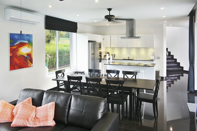 Green View Villas