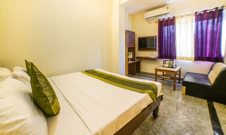 Hotel Treebo R S Palace Pushkar