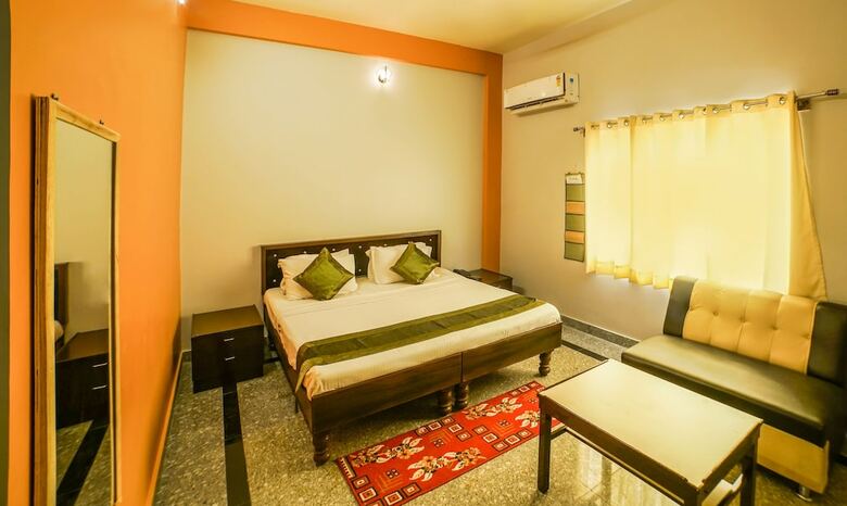 Hotel Treebo R S Palace Pushkar