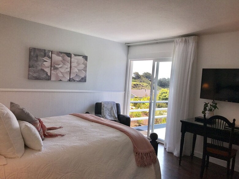 Bed & Breakfast Agate Cove Inn