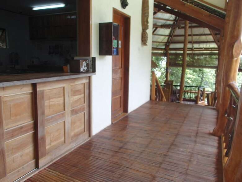 Hotel Kalachuchi Beach Resort