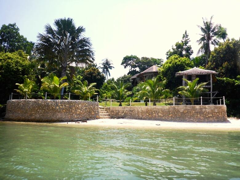 Hotel Kalachuchi Beach Resort