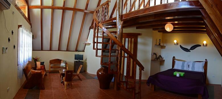 Hotel Kalachuchi Beach Resort