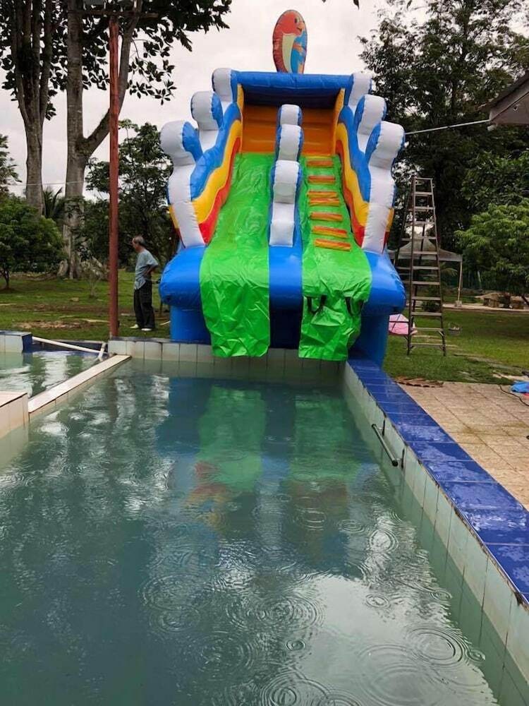 Hotel Kampung Janda Baik
