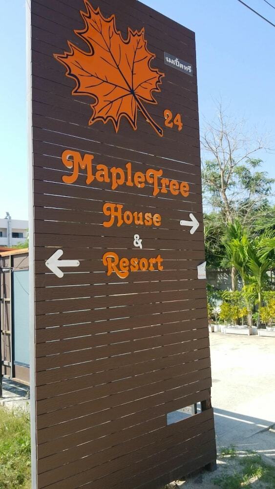 Hotel Maple Tree Resort