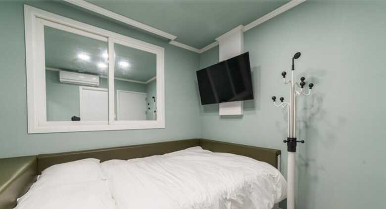 Inn Hotel
