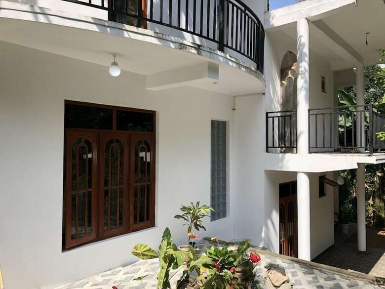 Hotel Miracle Villa