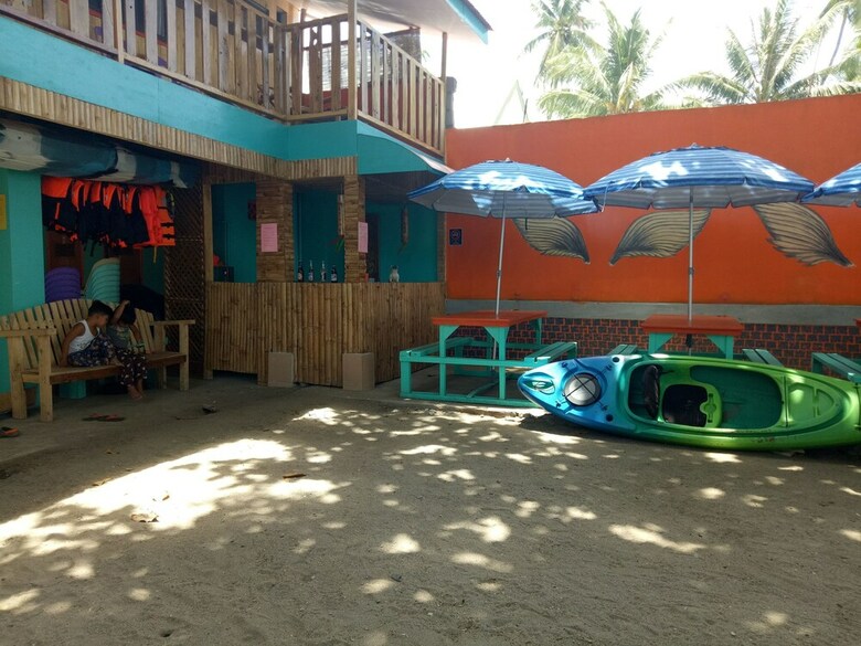 Hotel Smallfry's Beach Resort