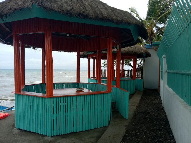 Hotel Smallfry's Beach Resort