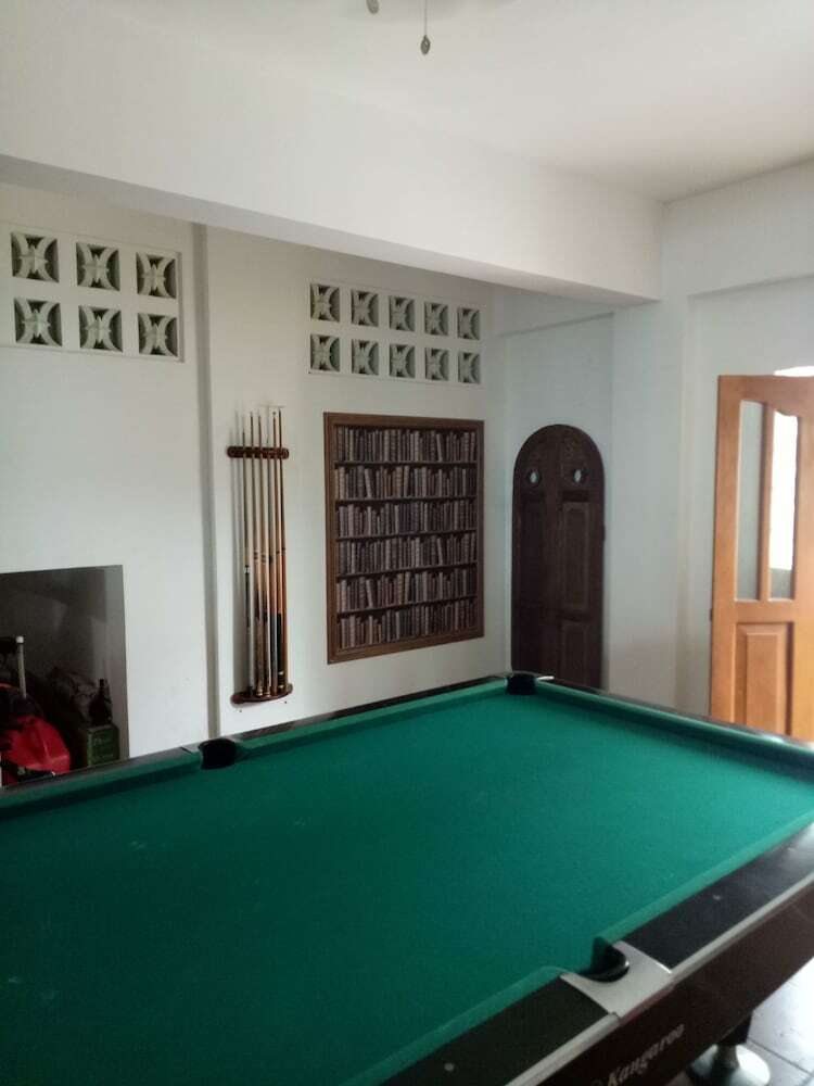 Hotel Smallfry's Beach Resort