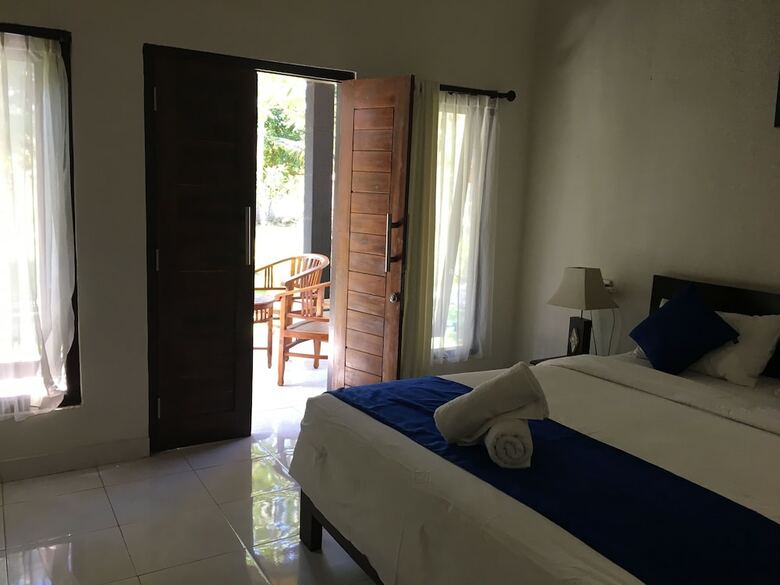Bed & Breakfast Coconut Village Guest House