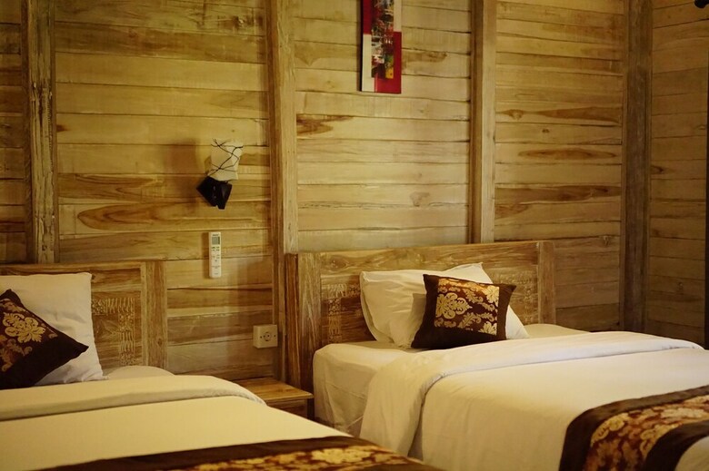 Bed & Breakfast Coconut Village Guest House