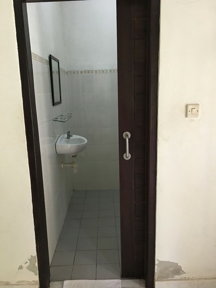 Bed & Breakfast Coconut Village Guest House