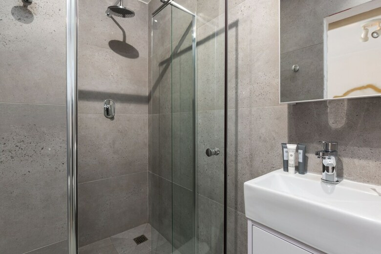 Harbour Terrace Apartments By Ctha