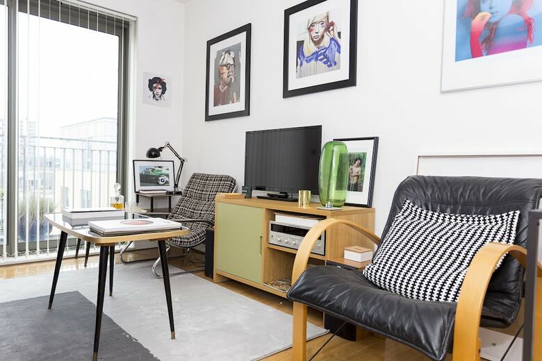 Apartamentos 1 Bedroom East London Balcony Flat