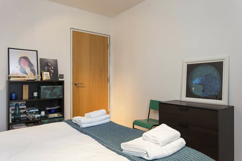 Apartamentos 1 Bedroom East London Balcony Flat