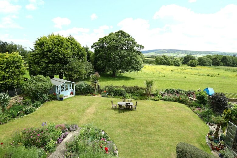 Bed & Breakfast Saxon Villa