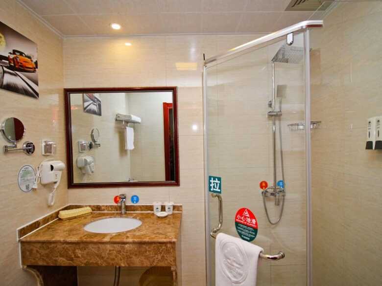 Greentree Inn Liuan Huoshan County Economic Development Zone Hotel