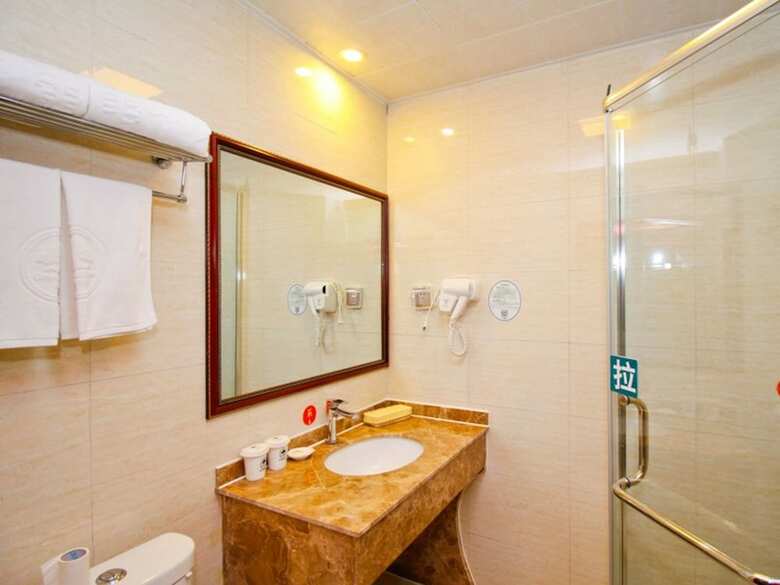 Greentree Inn Liuan Huoshan County Economic Development Zone Hotel