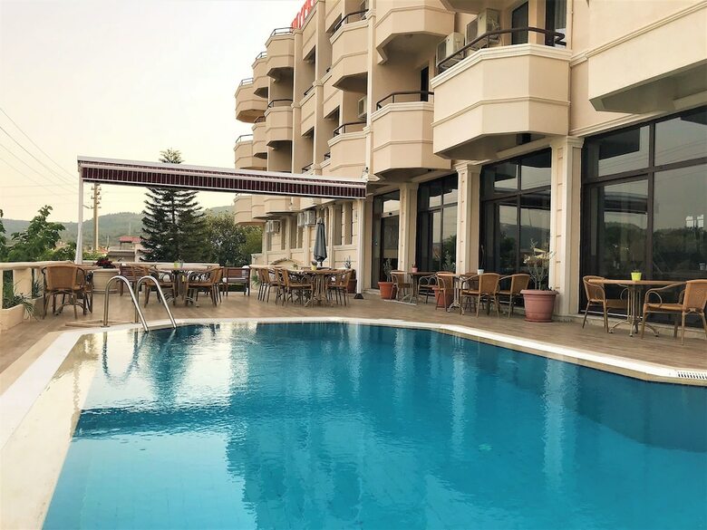Lord Hotel