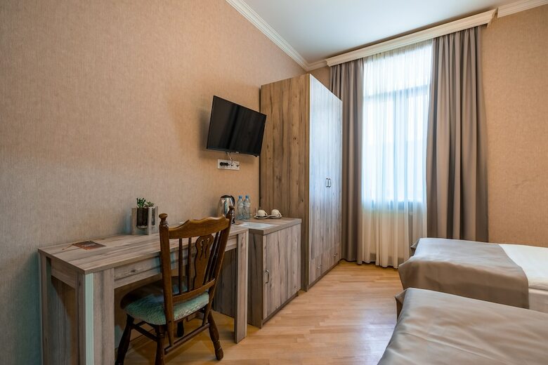 Hotel Imperial House