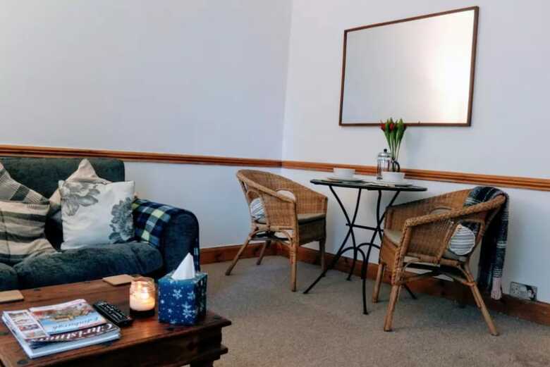 1 Bedroom Apartment Near The Old Town