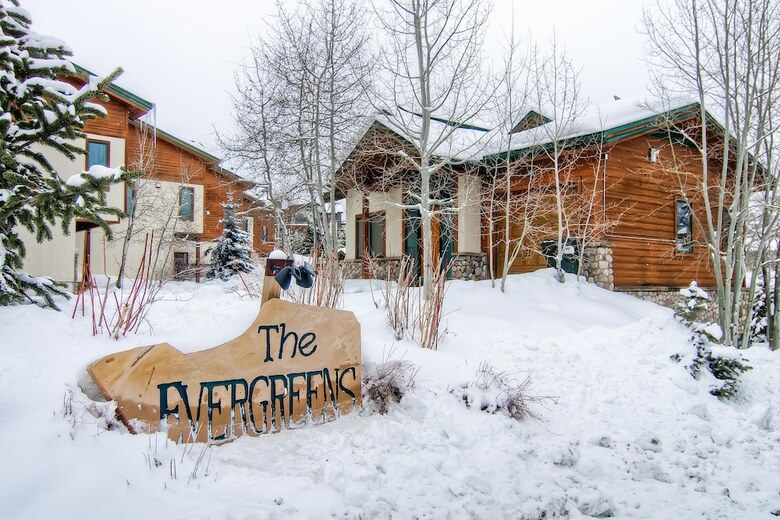 Evergreen Townhomes By Steamboat Resorts