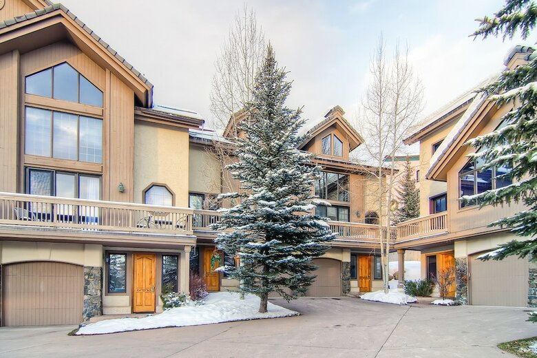 Ironwood Townhomes By Steamboat Resorts