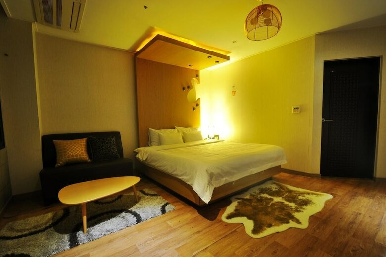 Hotel K