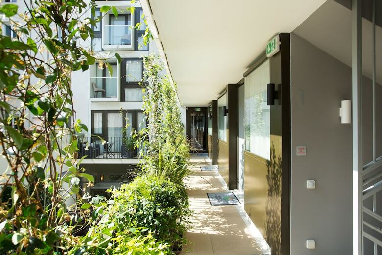 Les Jardins De Mademoiselle Hotel & Spa