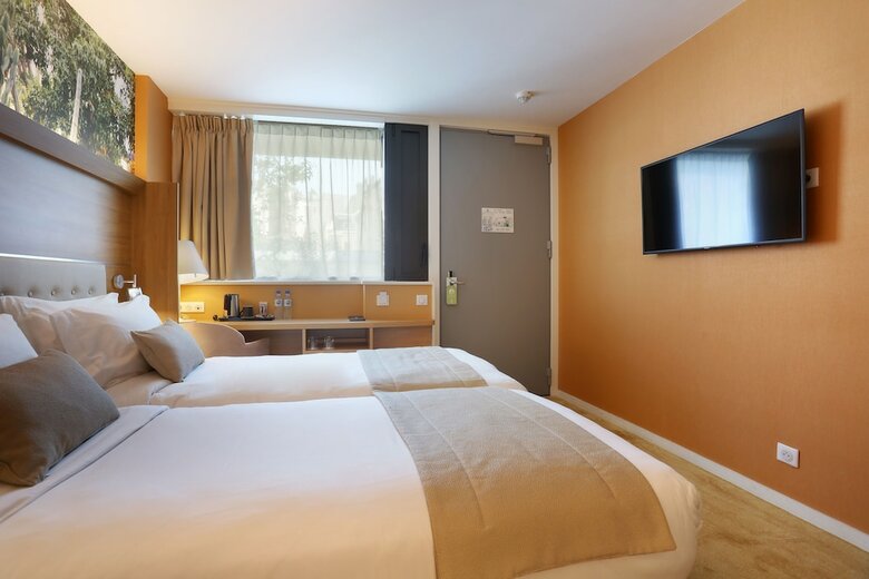 Les Jardins De Mademoiselle Hotel & Spa