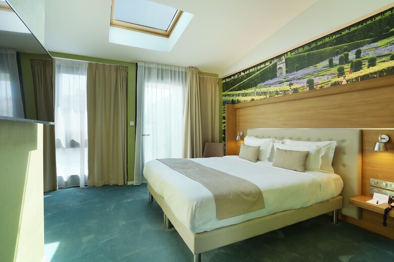 Les Jardins De Mademoiselle Hotel & Spa