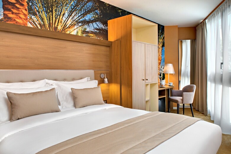 Les Jardins De Mademoiselle Hotel & Spa