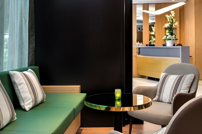 Les Jardins De Mademoiselle Hotel & Spa