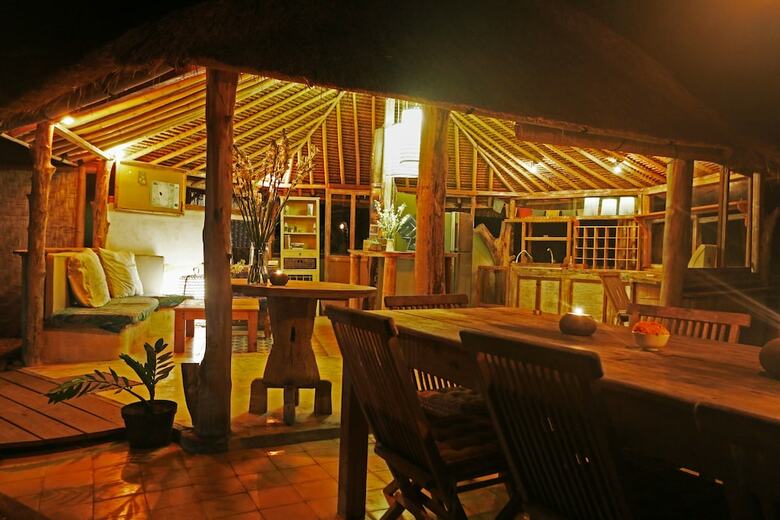 Hotel Maomeno