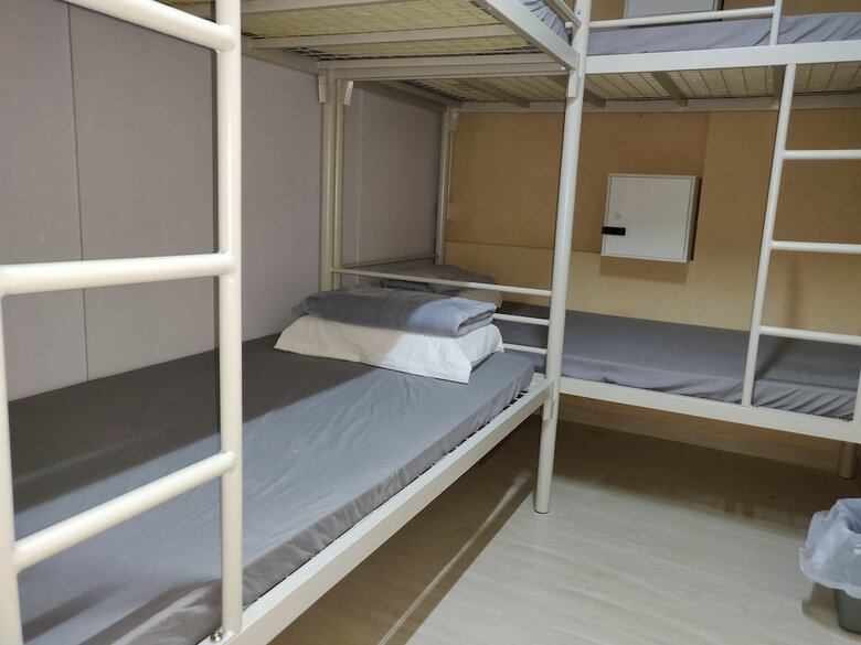 Hostal Smart Hotel - Hostel