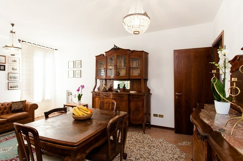 Prince Apartments