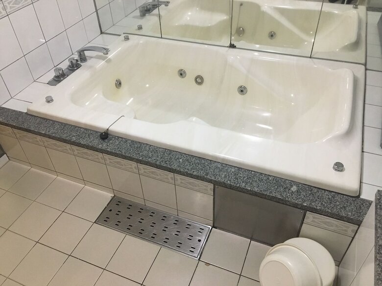 Hotel Two-way - Adults Only