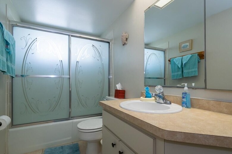 Bridgeport Condo 211