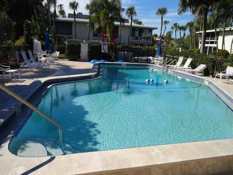 West Bay Cove 208
