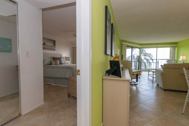 Sunbow Bay 308
