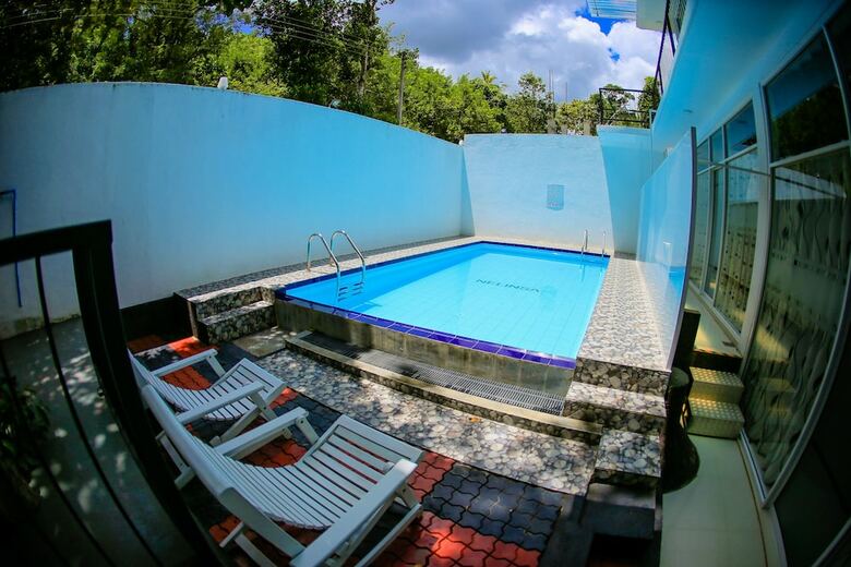 Hotel Nelinsa Kandy