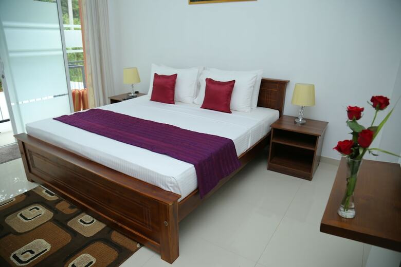 Hotel Nelinsa Kandy