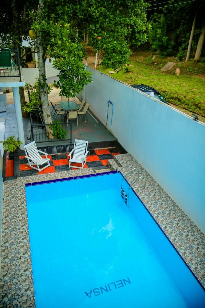 Hotel Nelinsa Kandy